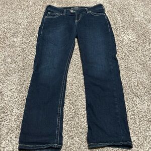 Silver Jeans- Womens Size 29x23- Tuesday Low Capri - Dark Denim Wash!